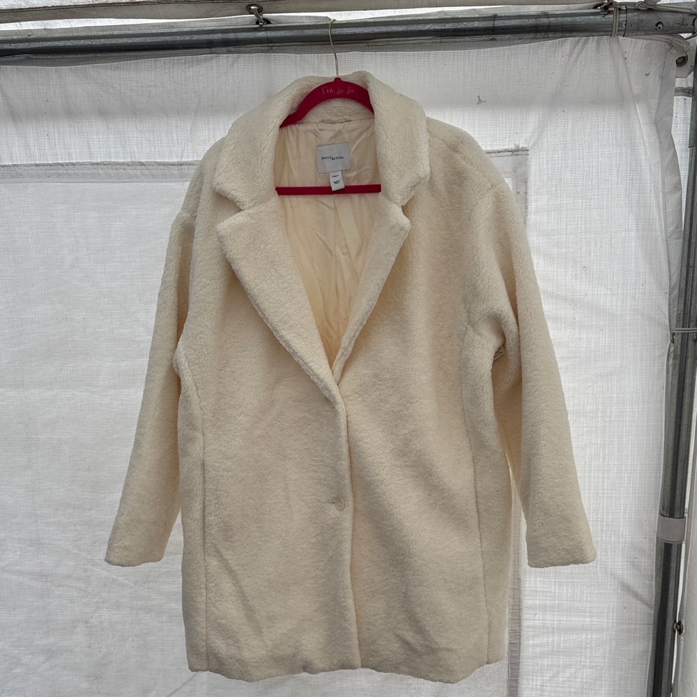 Daily Ritual Women's Cream Teddy Jacket